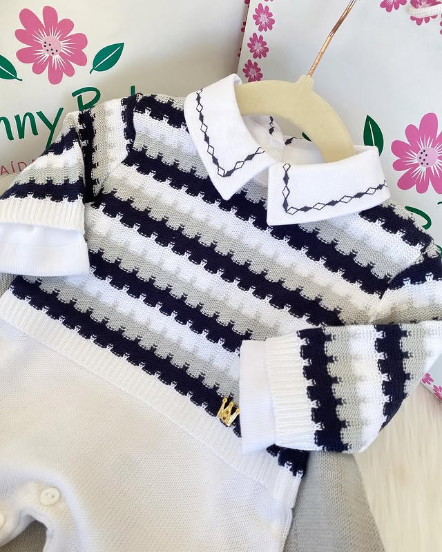 PROMOÇÃO Kit Saída Maternidade Com Pingente Dourado Personalizável Completa  - Veste Até 4 Meses (Menino)